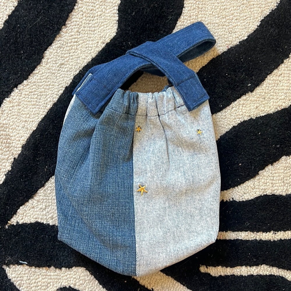 Upcycled denim bag - Picture 1 of 7